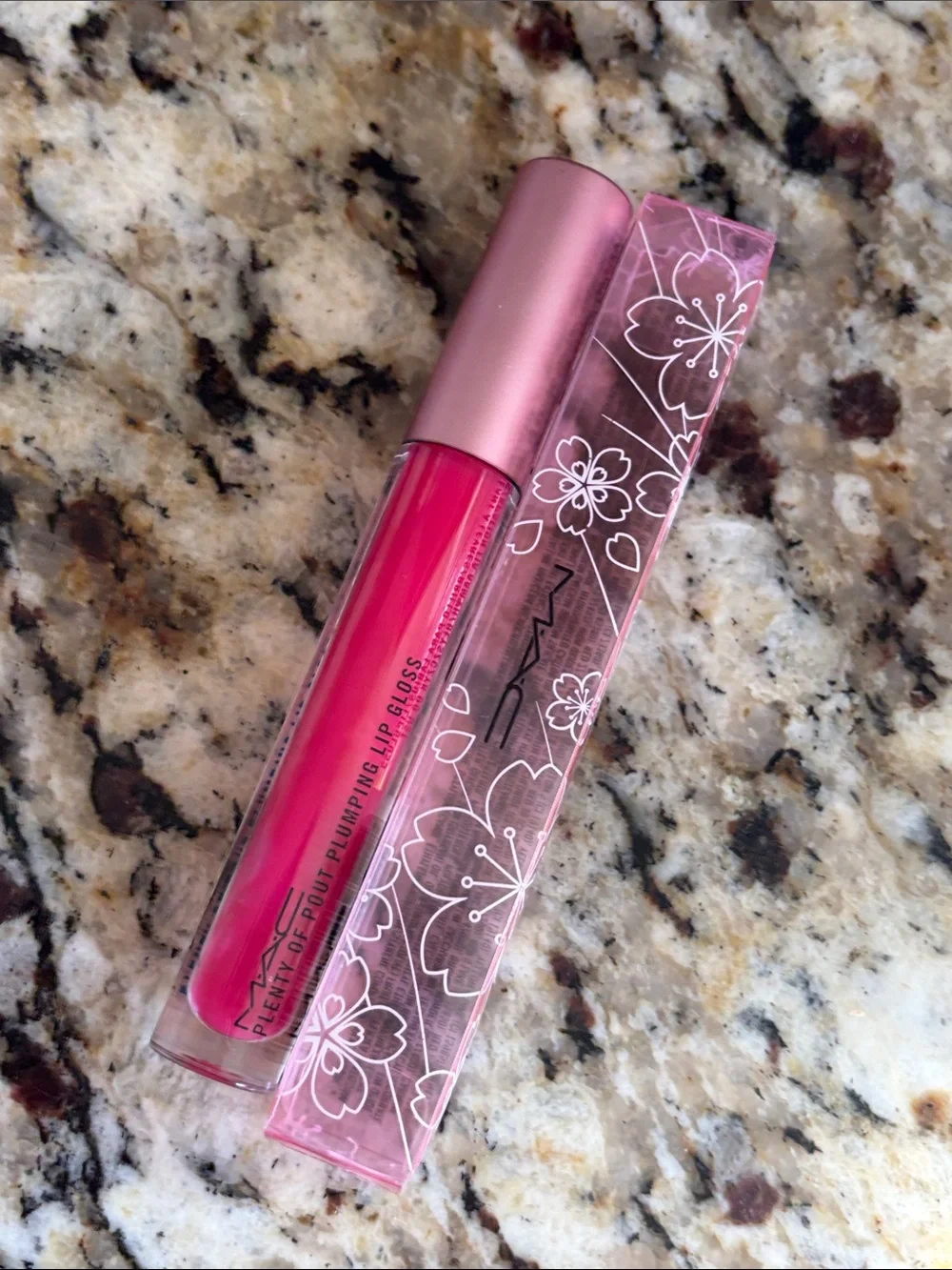 ⚡️🖤MAC Cosmetics Touch Of Reverence Plenty of Pout Plumping Lip Gloss
